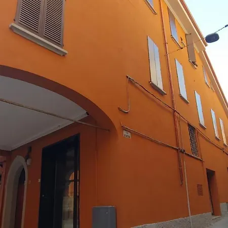Italian Design Small Attic Appartement Bologna